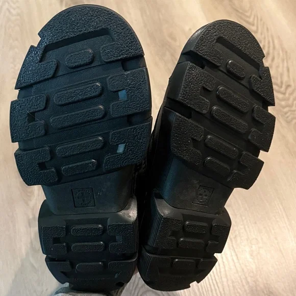 Dr. Martens DMXL Rigger Boots - Picture 5 of 5